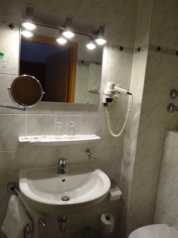Zentral Hotel Poststuben Κρέφελντ Δωμάτιο φωτογραφία